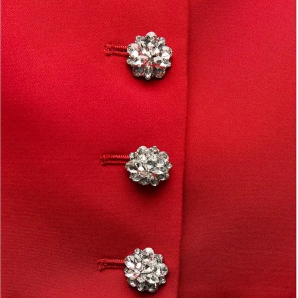 ZARA  Bright Red Crop Top with Button Accents extra small - Picture 7 of 10